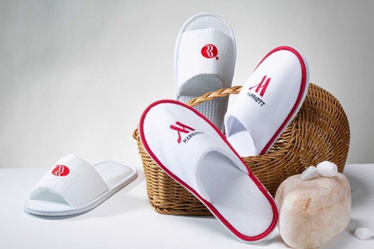 Fournitures d hotellerie pour salons de beaute et barbiers