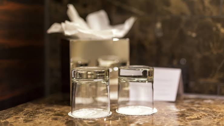 Glassware & Drinkware