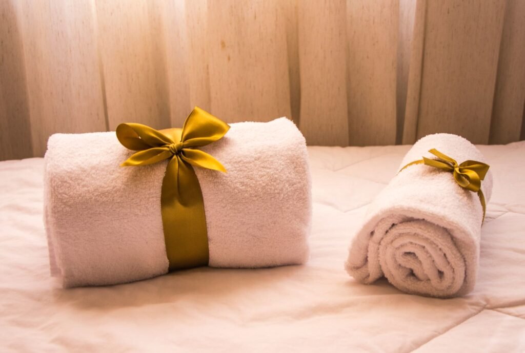 Newlyweds Towel Set | KEMET