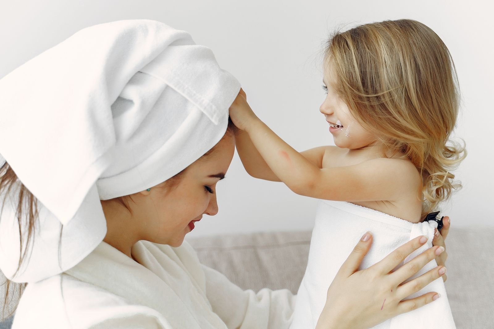 Family Bathroom Deluxe in use | KEMET