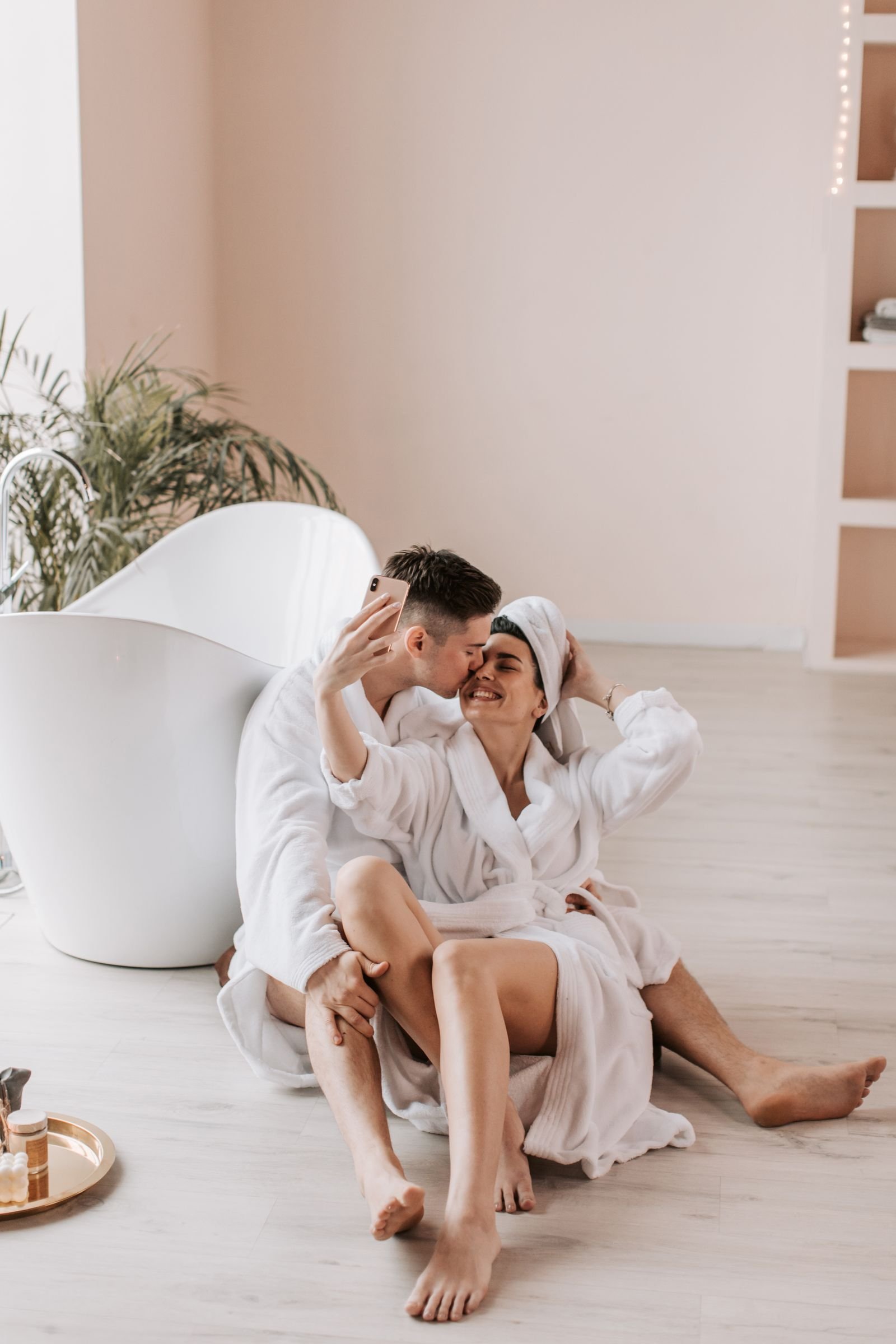 Valentine's Robe Set in use | KEMET